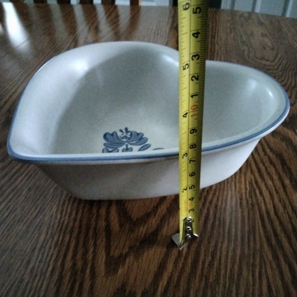 Vintage Pfaltzgraff Heart Shaped Serving Bowl  Yorktowne Pattern - Picture 8 of 11